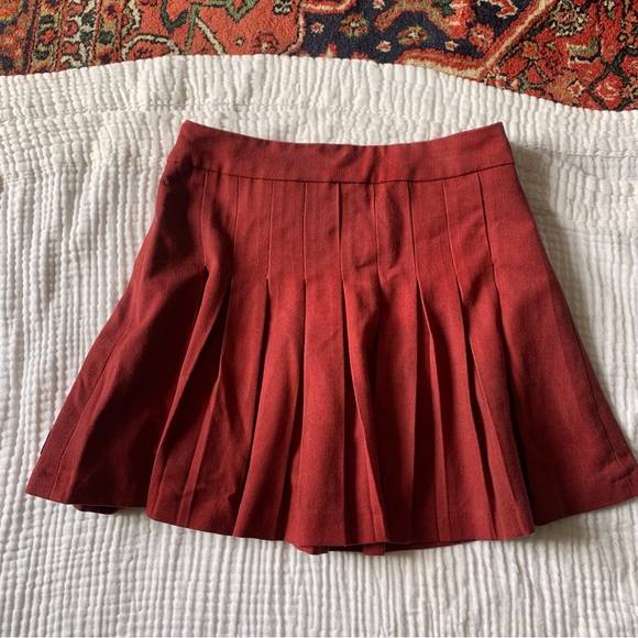 Minga London Womens Burgundy Pleated Tennis Skirt size 4 - Picture 7 of 9